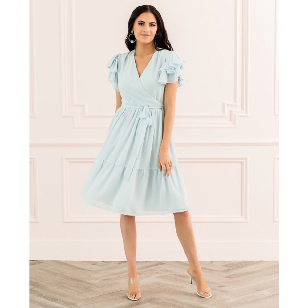 Rachel Parcell TIERED RUFFLE SLEEVE DRESS

 large